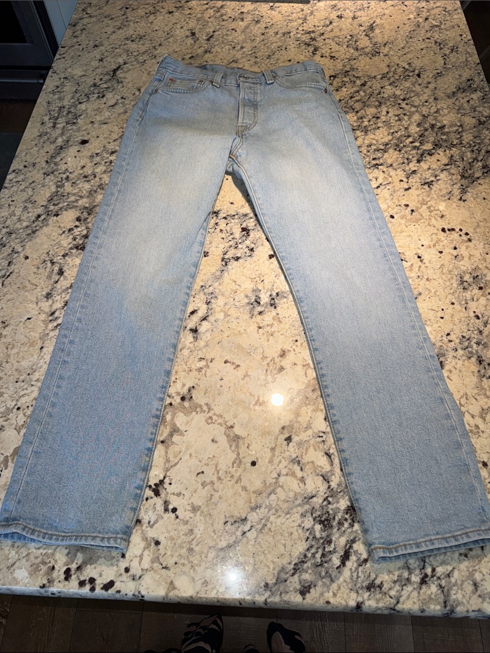 Levi’s 501 Men's Light Blue Straight Jeans - Classic Straight Fit